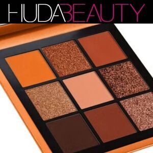 Huda Beauty Topaz Obsessions Eyeshadow Palette